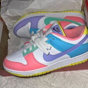 NIKE Easter Dunks